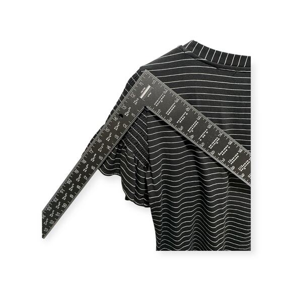 Modern Works Women’s Small Blouse Crewneck Top‎ Striped Black Short Sleave 420 - Picture 7 of 8